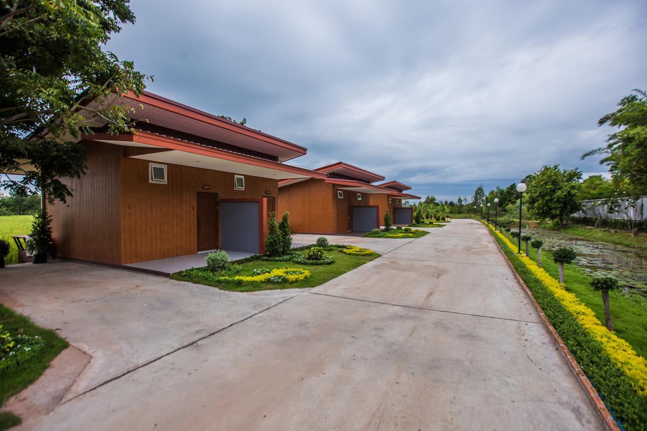 Xaiyong Resort - ไทรโยงรีสอร์ท Бурирам Екстериор снимка